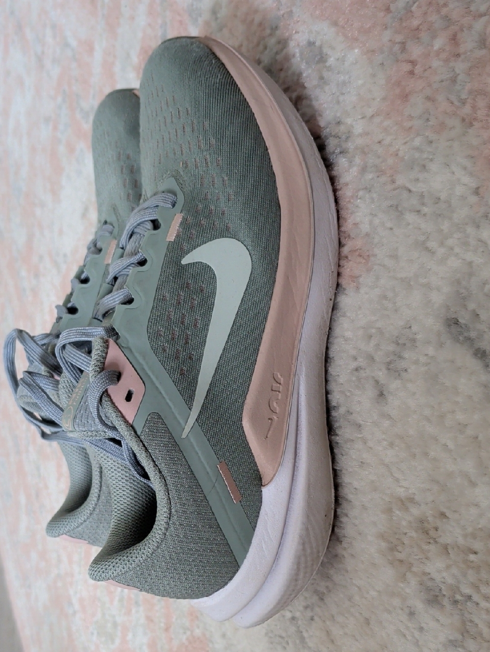 Nike Women's Sage Green and Blush Athletic Sneakers